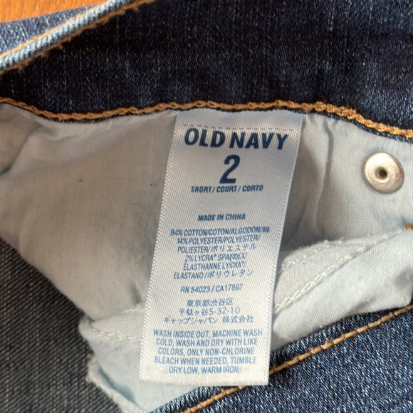 Old Navy Sweetheart Jeans - Picture 6 of 10